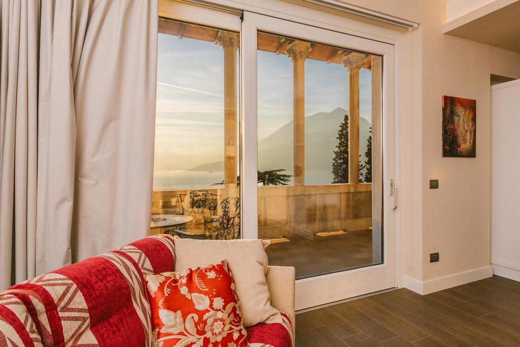 Villa Monti ヴァレンナ 部屋 写真