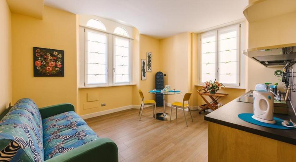Villa Monti ヴァレンナ エクステリア 写真