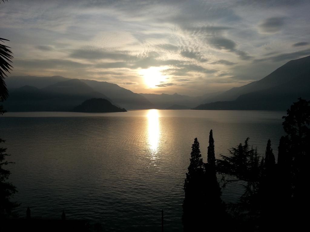 Villa Monti ヴァレンナ エクステリア 写真